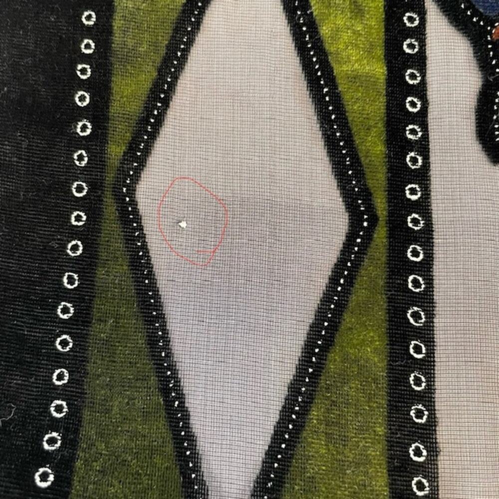 Besarani London vintage women's shawl/wrap scarf. - Picture 6 of 14